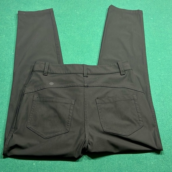 🔥Lululemon,Cropped Pant, Black, Excellent Condition, NWOT, Size 6 - Picture 5 of 12